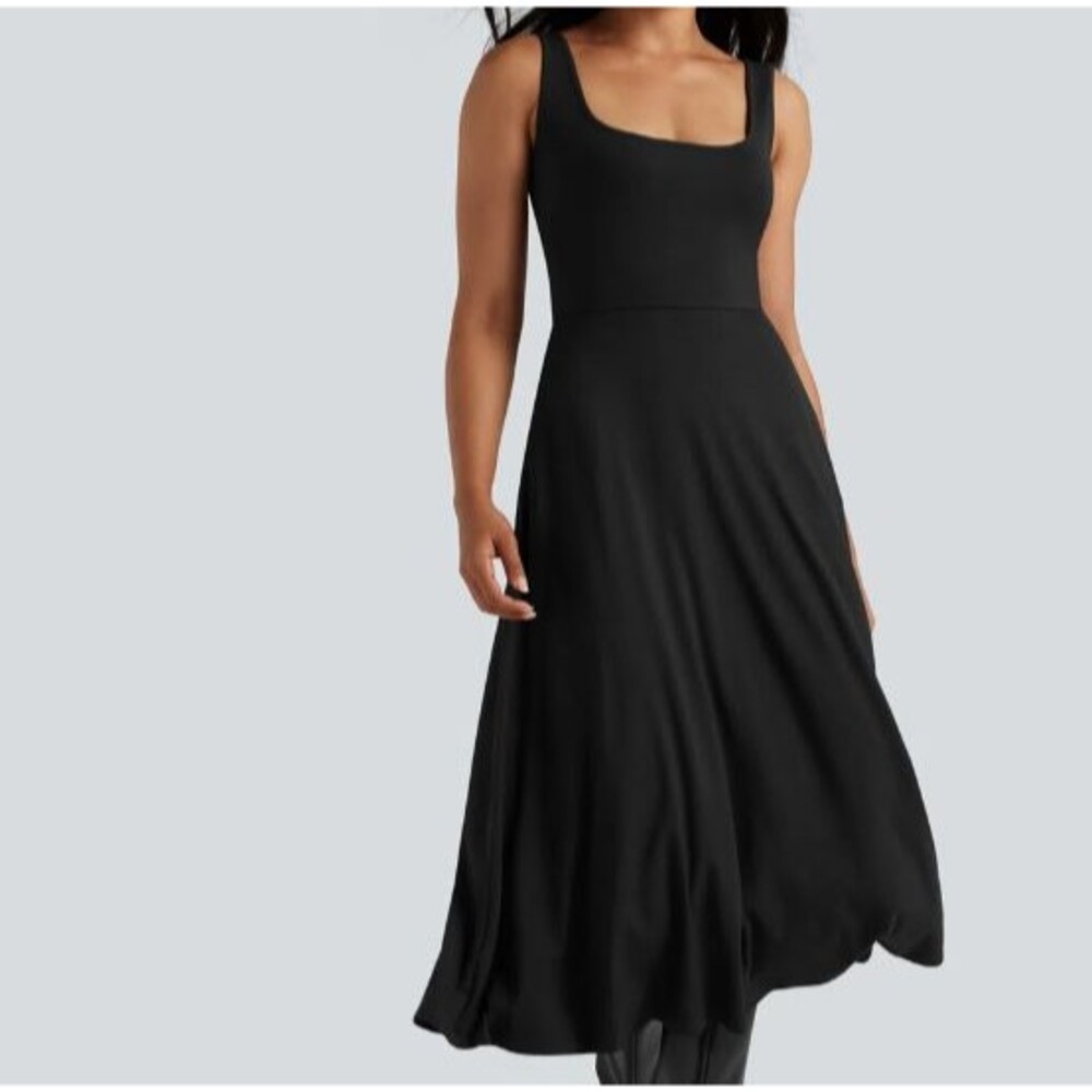 Halara Black Soft Stretchy Flowy Midi Dress With Pockets Size Medium
